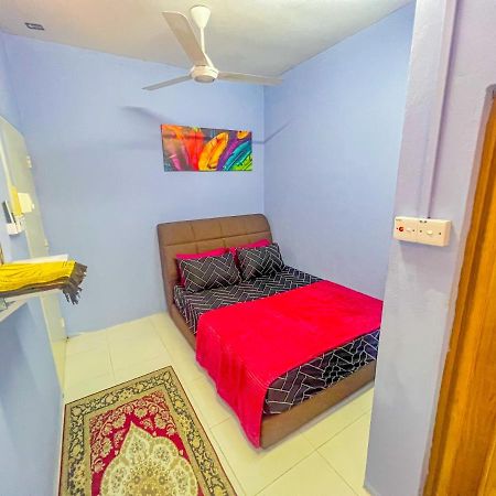 Nail Homestay Kuala Besut エクステリア 写真